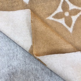LV REYKJAVIK GRADIENT Шарф из кашемира Этот цвет действительно оч