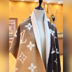 LV REYKJAVIK GRADIENT Шарф из кашемира Этот цвет действительно оч