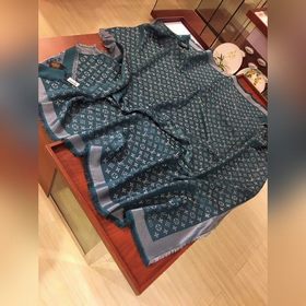 LV Изумрудный серебряный классический шарф с узором виде старинно