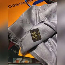 LV Шарф 60% шелк, 40% шерсть  Сдержанный роскошный узор и фирме