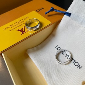 Кольцо LV 925 серебро
