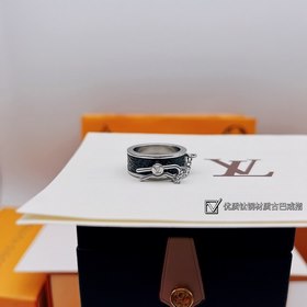 LV COLORS Кольцо с черным цветом Яркая эмаль сочетается с блестящ