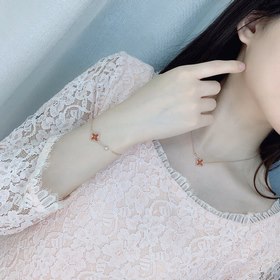 Браслет LV Blossom Создан в 1896 году Джорджем Луи Виттном. Натур