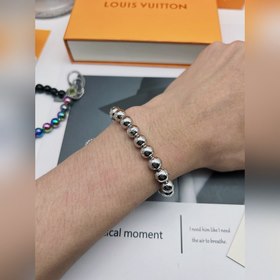 Браслет LV с бусинами
