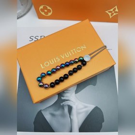 Браслет с бусинами Lv