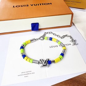 Браслет LV Sunrise Буквы LV и яркие бусины закреплены на регулиру