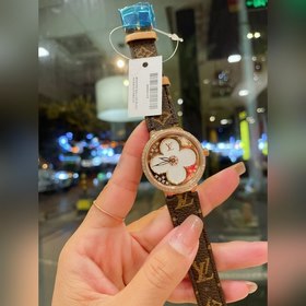LV Tambour slim monogran, ограниченная серия женских часов Элеган
