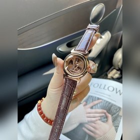 LV-Элегантные женские часы Корпус часов отличается уникальным диз