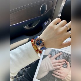 LV-Элегантные женские часы Корпус часов отличается уникальным диз