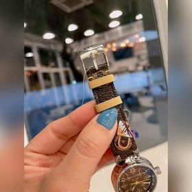 LV Louis Vuitton часы с классическим дизайном Чем старше, тем бол