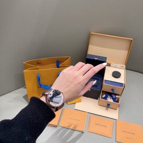 LV Louis Vuitton Tambour Horizon умные часы Полный комплект в фир