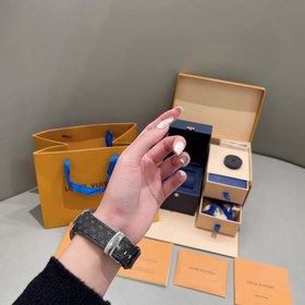 LV Louis Vuitton Tambour Horizon умные часы Полный комплект в фир