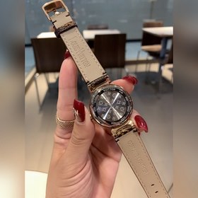 LV Louis Vuitton кварцевые часы для женщин Очень популярны среди 