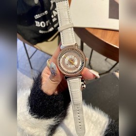 Lv Louis Vuitton Модные часы Высокое соотношение цены и качества,