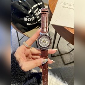 Lv Louis Vuitton Модные часы Высокое соотношение цены и качества,