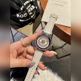 Lv Louis Vuitton Модные часы Высокое соотношение цены и качества,