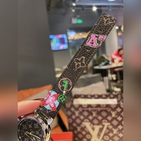 LV Louis Vuitton Классические часы с винтажным дизайном Эти часы 