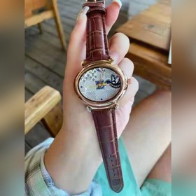 LV Louis Vuitton - Модные часы Самая популярная модель в Интернет