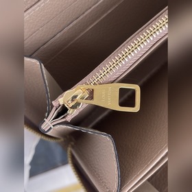 LV Классический кошелек, модель M60571, цвет абрикосовый  Класси