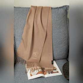 MaxMara Классический шарф из чистой шерсти Классический однотонны
