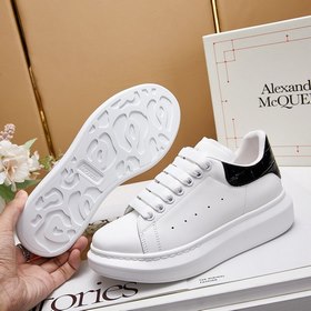 Alexander McQueen Серия «Каменный узор» Свободные кроссовки Мате