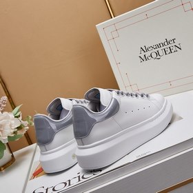 Alexander McQueen, серия «Желе из лакированной кожи» Кроссовки М