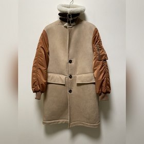 Mcqueen &nbsp; Короткая куртка из кожи меха Эта модель изгото