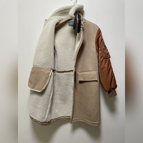 Mcqueen &nbsp; Короткая куртка из кожи меха Эта модель изгото