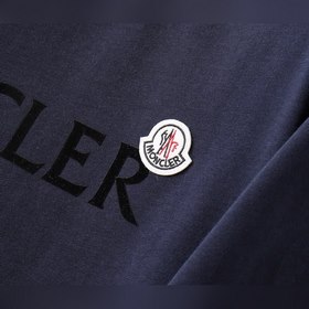 Moncler Круглый вырез с короткими рукавами Футболка должна быть и