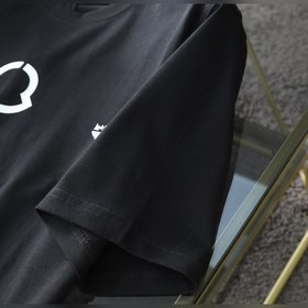 Moncler Круглый вырез, короткие рукава Футболка должна быть идеал
