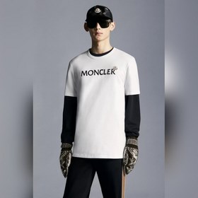 Moncler С круглым вырезом и короткими рукавами Футболка должна