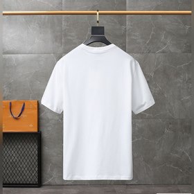 Moncler С круглым вырезом и короткими рукавами Футболка должна