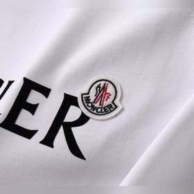 Moncler С круглым вырезом и короткими рукавами Футболка должна 