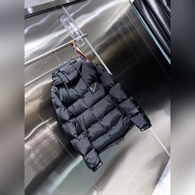 Монку Новая модель пуховика с капюшоном от Хиро Фудзиwara и Alke