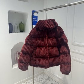 Moncler Вельветовый короткий пуховик с капюшоном Цвет： бежевый, б