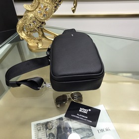 Мужская сумка на грудь Montblanc из кожи первого слоя, модель 661
