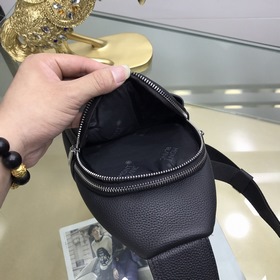 Мужская сумка на грудь Montblanc из кожи первого слоя, модель 661