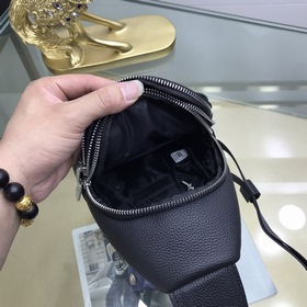 Мужская сумка на грудь Montblanc из кожи первого слоя, модель 661