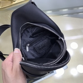 Мужская сумка на грудь Montblanc из кожи первого слоя, модель 661