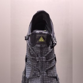 Nike ACG Mountain Fly Low – ретро-кроссовки для альпинизма и бега