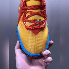 Профессиональные баскетбольные кроссовки Nike Lebron 19 EP «Bred»
