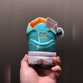 Совместная модель Nk Zoom Kobe 4 Protro UNDEFEATED Коби 4 поколен