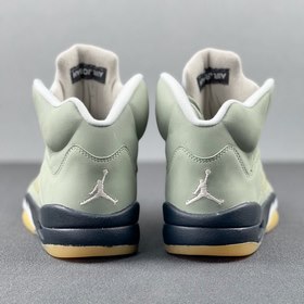 Air Jordan 5 «Jade Horizon» Цветовая гамма «матча и сакура»  Ра