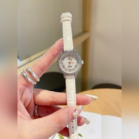 Женские часы Omega  Импортный кварцевый механизм Диаметр 28 мм,