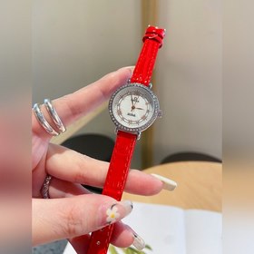 Женские часы Omega  Импортный кварцевый механизм Диаметр 28 мм,