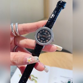 Женские часы Omega  Импортный кварцевый механизм Диаметр 28 мм,