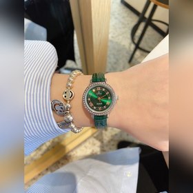 Женские часы Omega  Импортный кварцевый механизм Диаметр 28 мм,