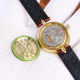 Часы Omega Seamaster «Dewdrop» сочетают в себе изящный дизайн и э