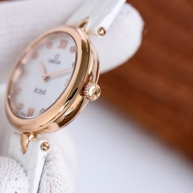 Часы Omega Seamaster «Dewdrop» сочетают в себе изящный дизайн и э
