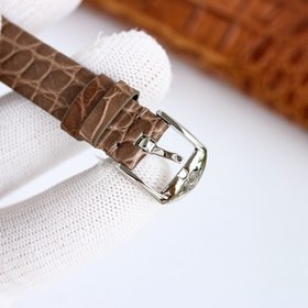 Часы Omega Seamaster «Dewdrop» сочетают в себе изящный дизайн и э